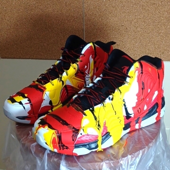 SLICK-BUD FASHION  SHOES ESPECIALLY DESIGN TO RESEMBLE YOUR FAVORITE TEAMS COLOR - Picture 5 of 5